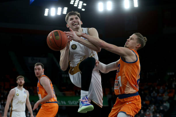 他们的防线 他们的防线