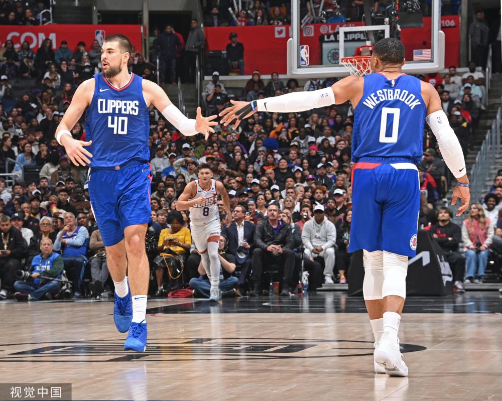 他成功夺冠 他成功夺冠