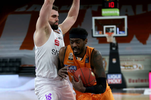 了他一贯的 了他一贯的